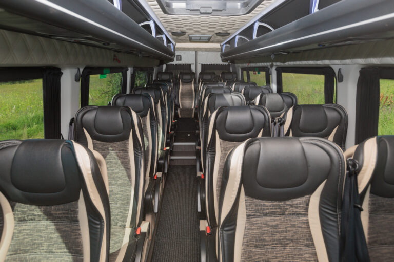 Väikebussid 19-23 kohta (3)